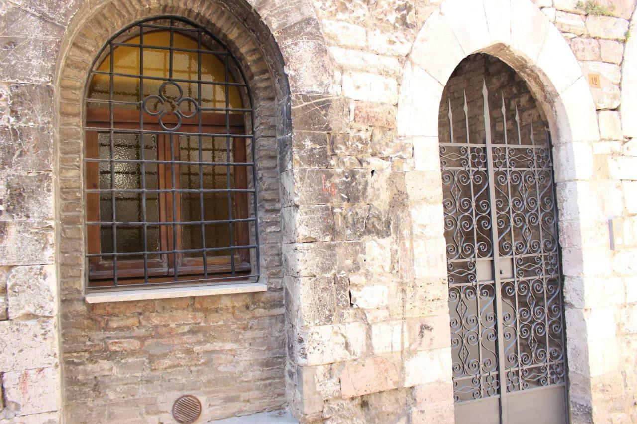 Apartamento Casa ALCENTRO Asís Exterior foto